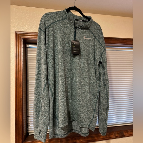 Nike Running Quarter Zip NWT - Picture 2 of 3